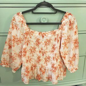 Loft Ladies Boho Blouse Toile Print in Size Medium Smocked Front Balloon Sleeves